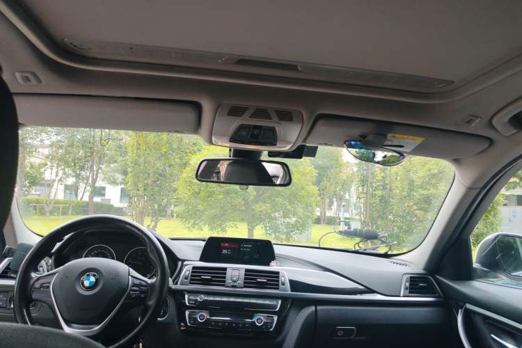 Used BMW 3 Series 2018 320Li Fashion Model Headliner