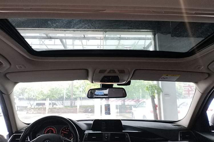 Used BMW 3 Series 2018 320Li Fashion Model Headliner