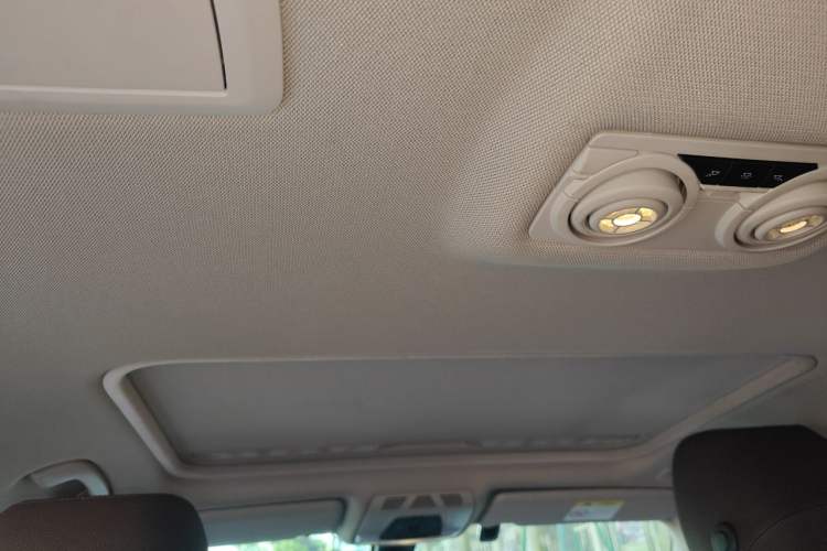 Used BMW 3 Series 2018 320Li Fashion Model Headliner