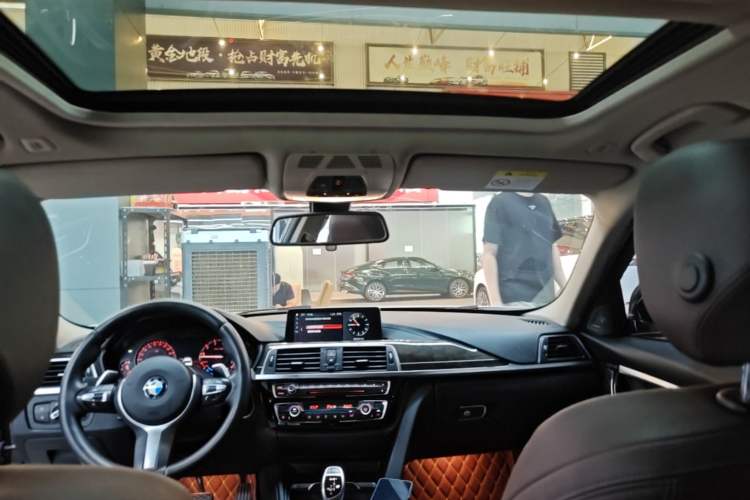 Used BMW 3 Series 2018 320Li M Sport Night Edition Headliner