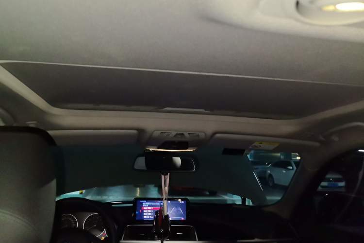 Used BMW 3 Series 2018 320Li Fashion Model Headliner