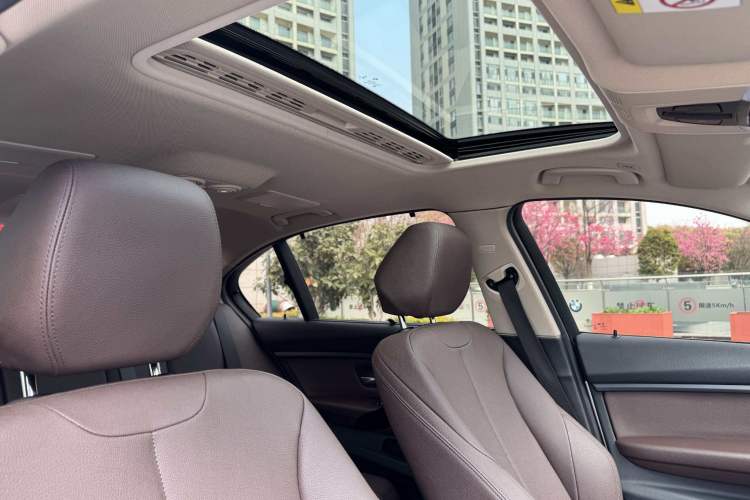 Used BMW 3 Series 2018 320Li Leading Model M Sport Package Headliner