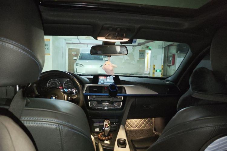 Used BMW 3 Series 2018 320i M Sport Package Headliner