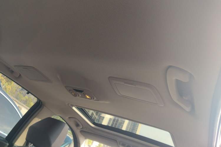 Used BMW 3 Series 2018 320Li Fashion Model Headliner