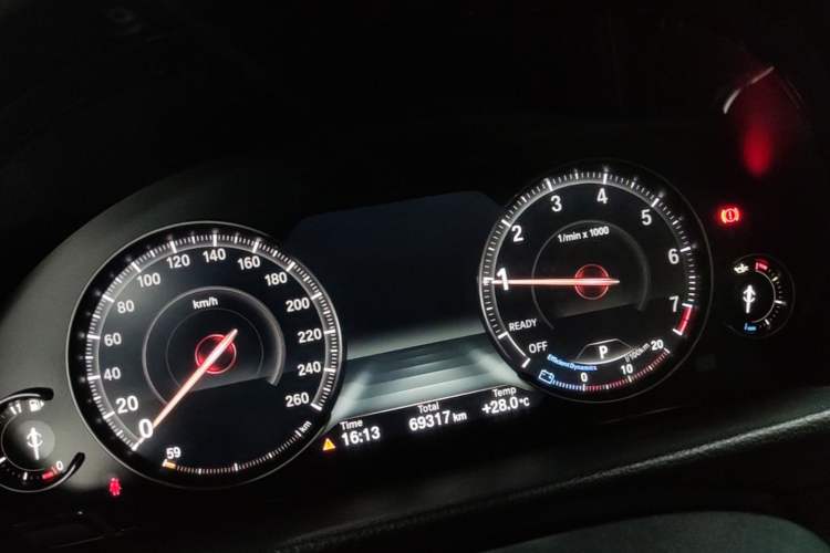 Used BMW 3 Series 2018 320i M Sport Night Edition Instrument Cluster