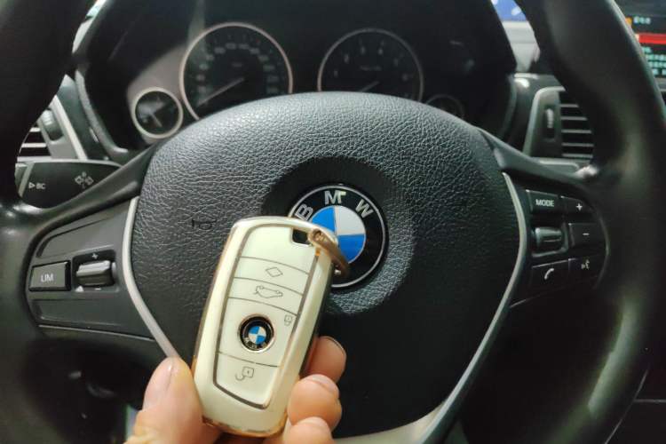 Used BMW 3 Series 2018 320Li Fashion Model Interior 1
