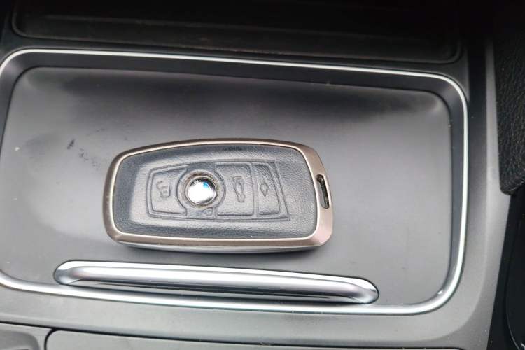 Used BMW 3 Series 2018 320Li Fashion Model Interior 1