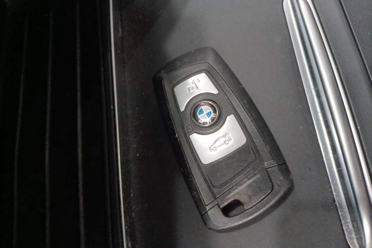 Used BMW 3 Series 2018 318Li Interior 1