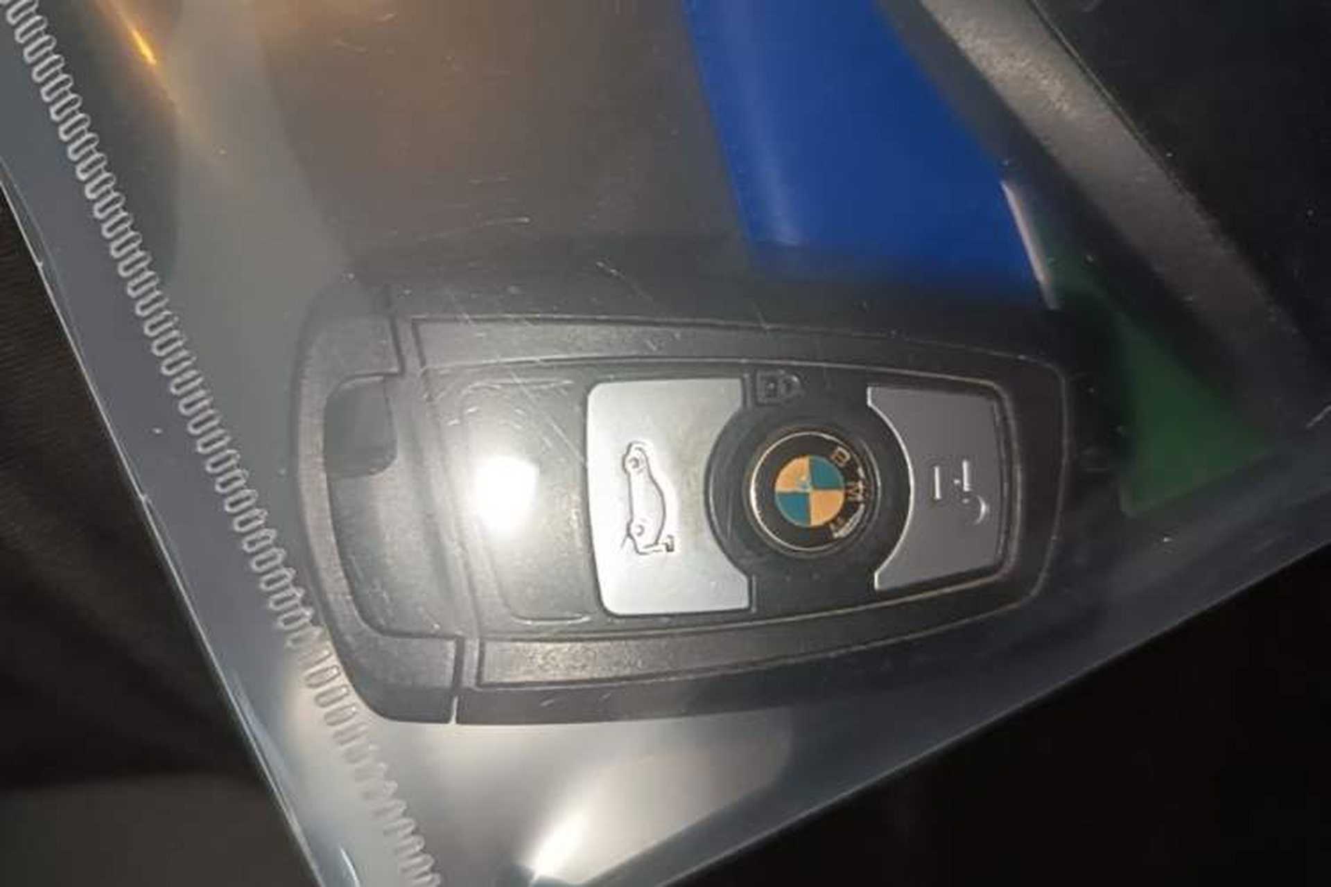 Used BMW 3 Series 2018 318Li Interior 1