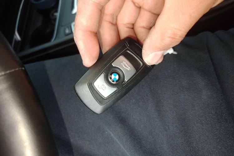 Used BMW 3 Series 2018 318Li Interior 1