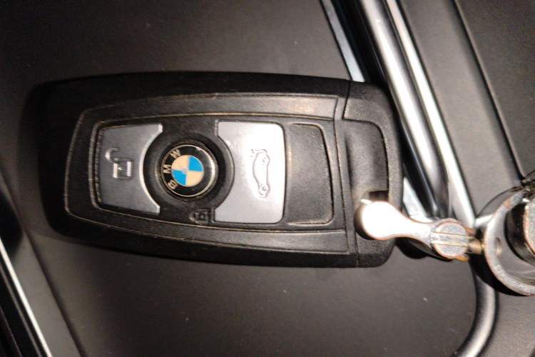 Used BMW 3 Series 2018 320Li Fashion Model Interior 1