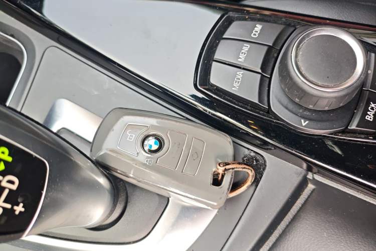 Used BMW 3 Series 2018 320Li Fashion Model Interior 1