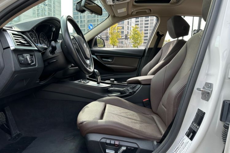 Used BMW 3 Series 2018 320Li Fashion Model Interior 10