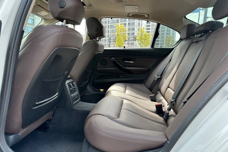 Used BMW 3 Series 2018 320Li Fashion Model Interior 11