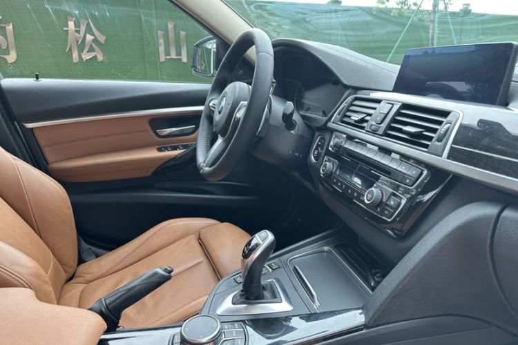 Used BMW 3 Series 2018 330Li M Sport Shadow Edition Interior 2
