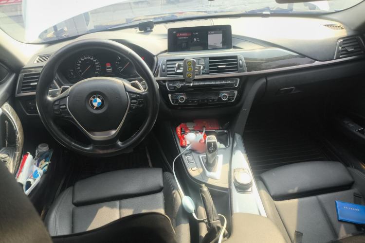 Used BMW 3 Series 2018 320Li Leading Luxury Package Interior 2