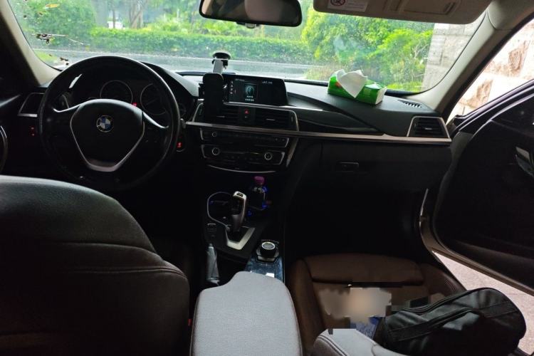 Used BMW 3 Series 2018 320Li Fashion Model Interior 2
