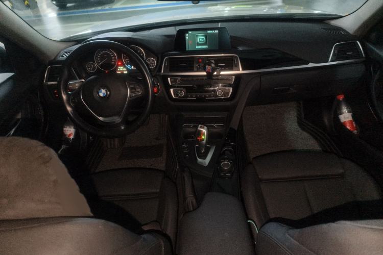 Used BMW 3 Series 2018 320Li Fashion Model Interior 2