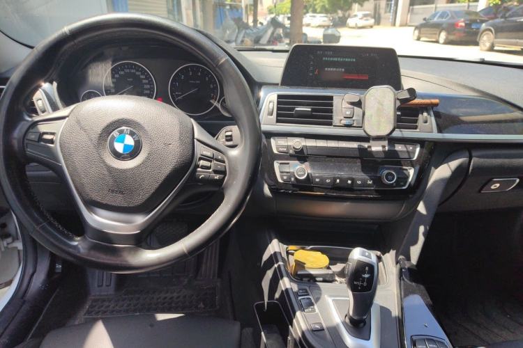 Used BMW 3 Series 2018 320Li Fashion Model Interior 2