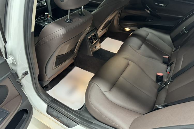 Used BMW 3 Series 2018 320Li Fashion Model Interior 2