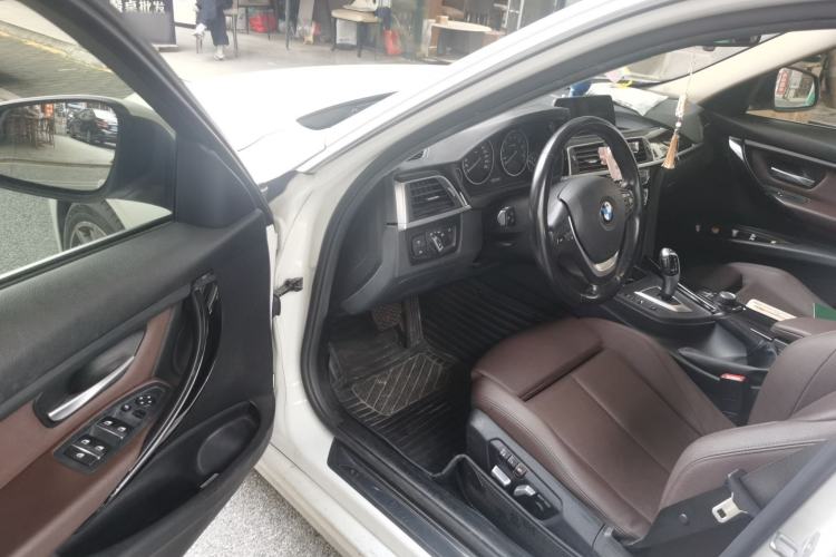 Used BMW 3 Series 2018 320Li Fashion Model Interior 3