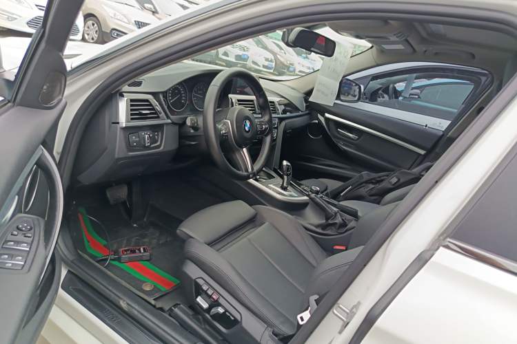 Used BMW 3 Series 2018 320Li Fashion Model Interior 3