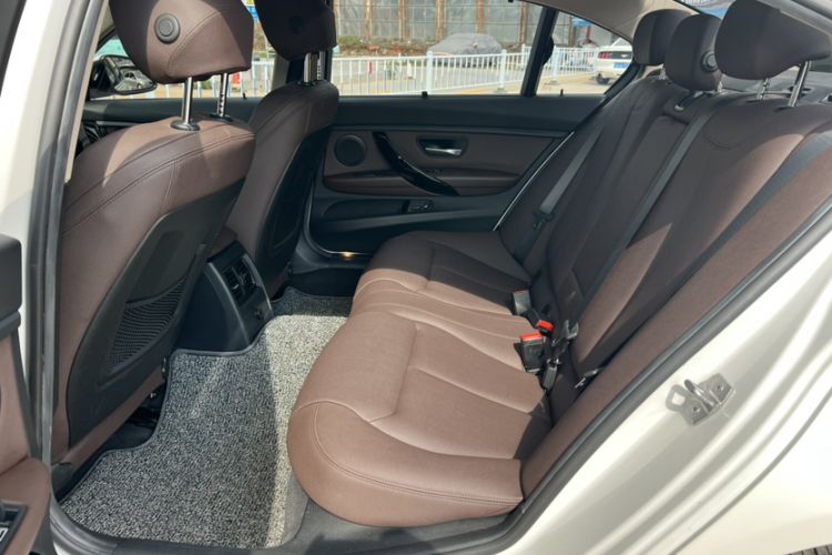 Used BMW 3 Series 2018 320Li Fashion Model Interior 3