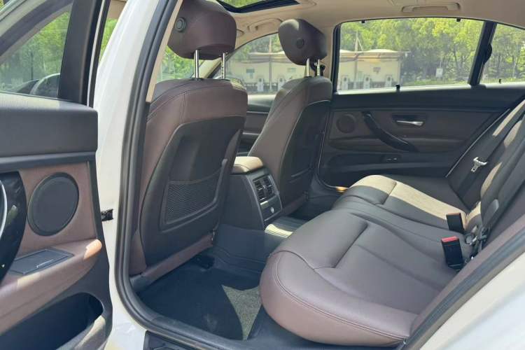 Used BMW 3 Series 2018 320Li Fashion Model Interior 3