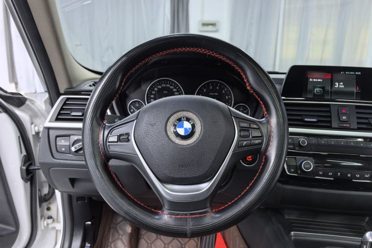 Used BMW 3 Series 2018 320Li Fashion Model Interior 4