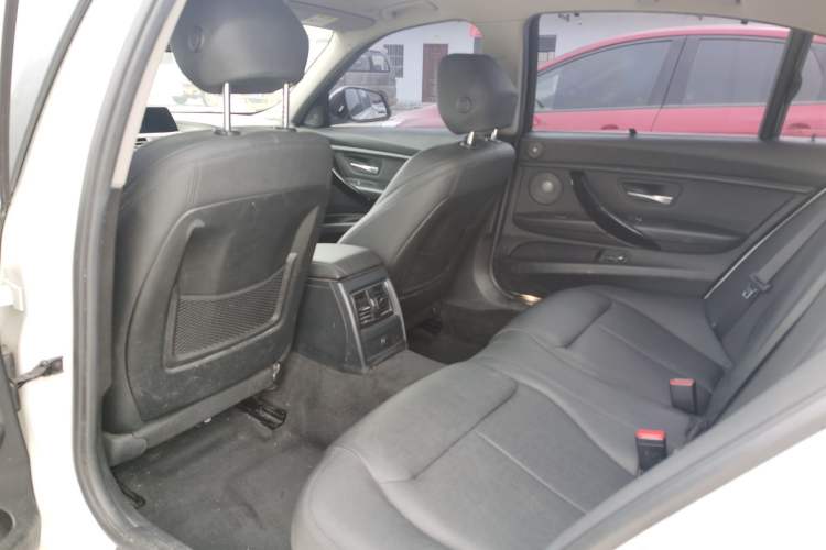 Used BMW 3 Series 2018 320Li Fashion Model Interior 4