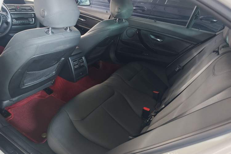 Used BMW 3 Series 2018 320Li Fashion Model Interior 4