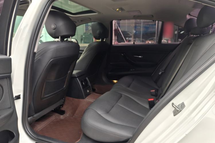 Used BMW 3 Series 2018 320Li Fashion Model Interior 4