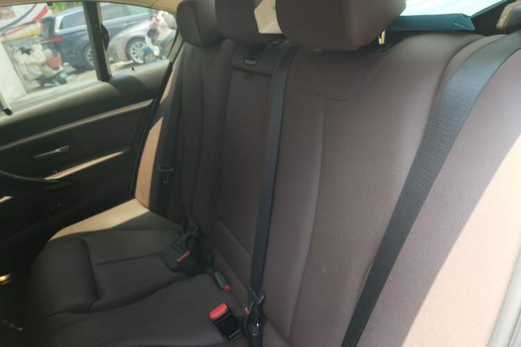 Used BMW 3 Series 2018 320Li M Sport Night Edition Interior 4