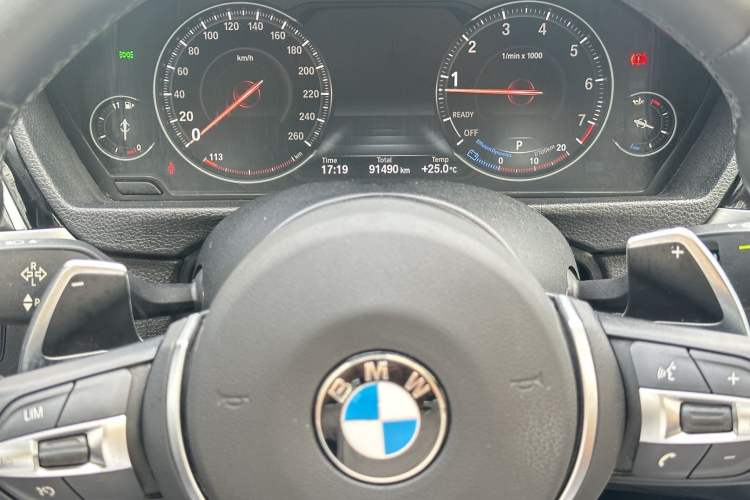 Used BMW 3 Series 2018 320Li Leading Model M Sport Package Interior 4