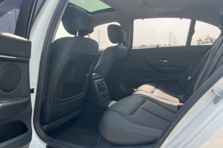 Used BMW 3 Series 2018 320Li Fashion Model Interior 4