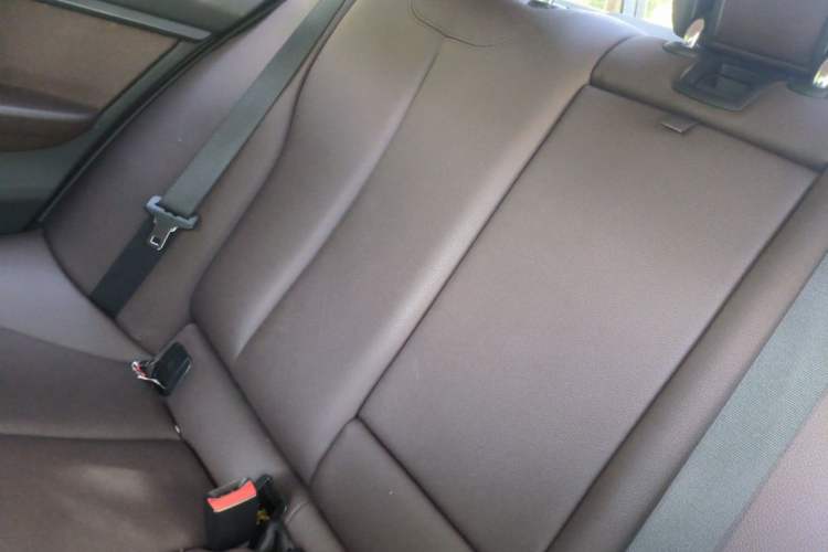 Used BMW 3 Series 2018 320Li Fashion Model Interior 4
