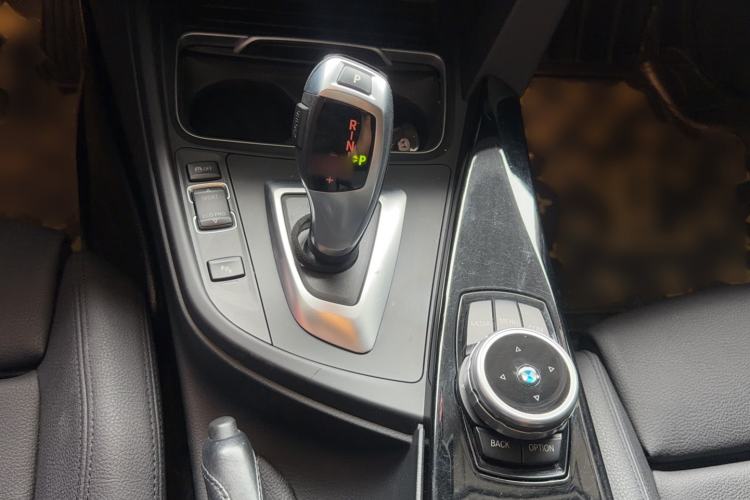 Used BMW 3 Series 2018 320Li Fashion Model Interior 5