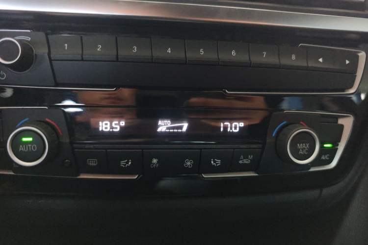 Used BMW 3 Series 2018 320Li Fashion Model Interior 5