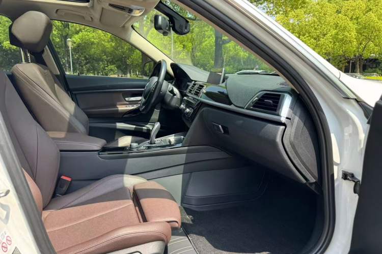 Used BMW 3 Series 2018 320Li Fashion Model Interior 5