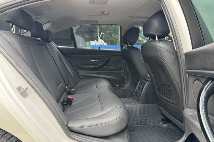 Used BMW 3 Series 2018 320Li Fashion Model Interior 6