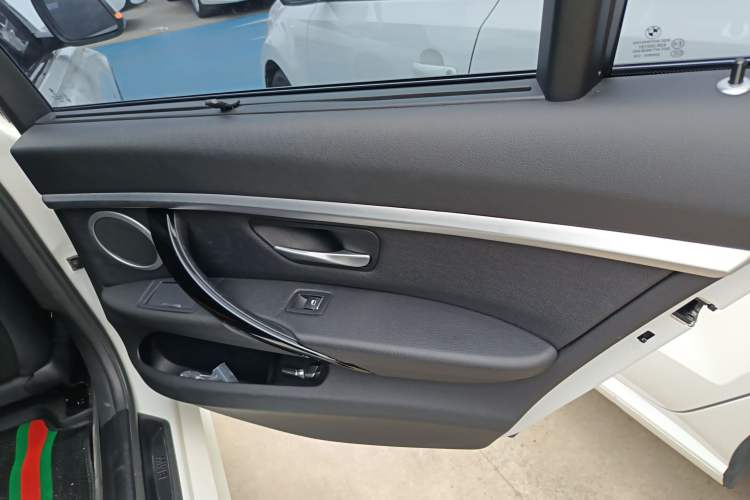 Used BMW 3 Series 2018 320Li Fashion Model Interior 6
