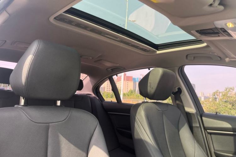 Used BMW 3 Series 2018 320Li Fashion Model Interior 7