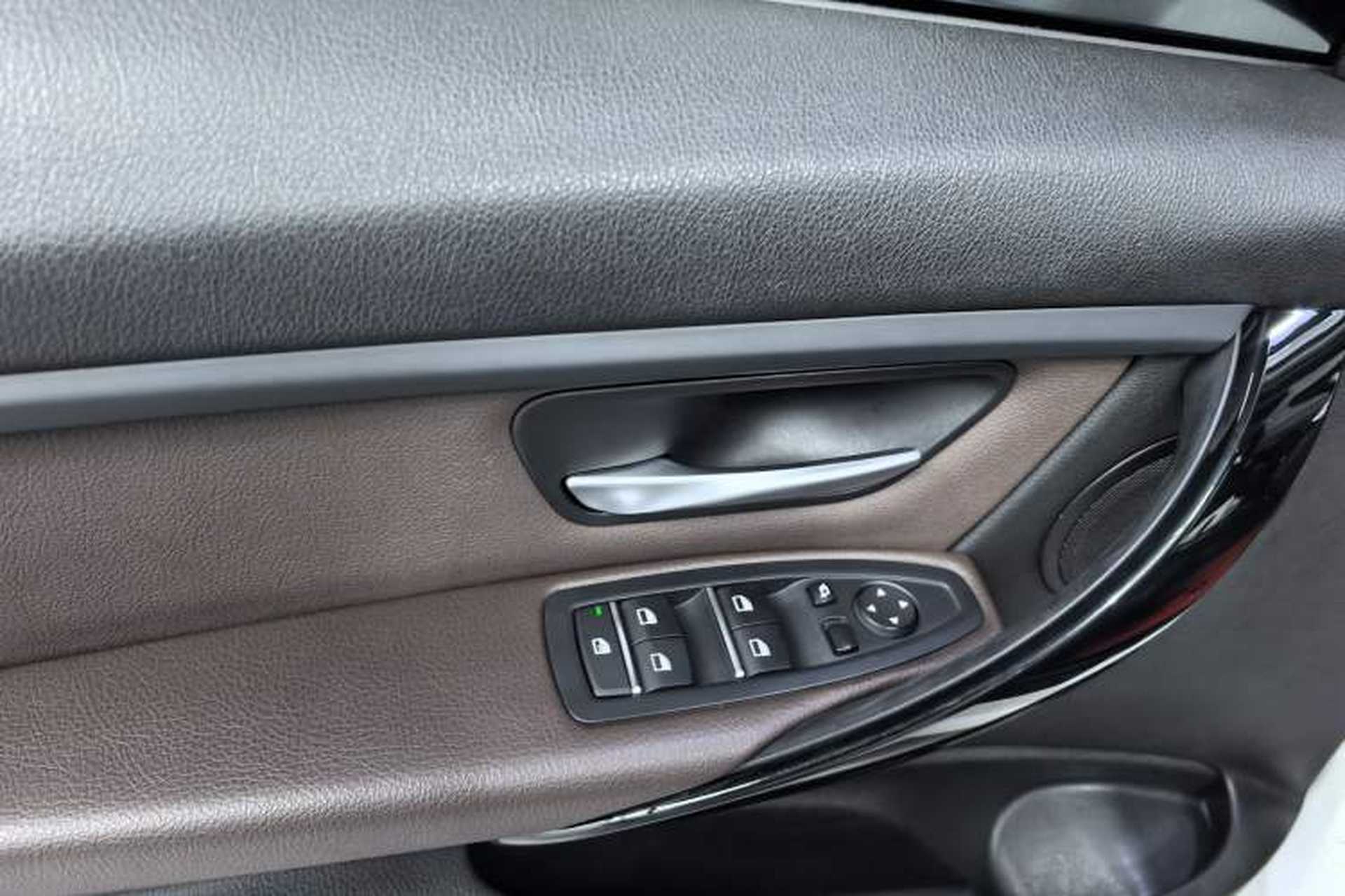 Used BMW 3 Series 2018 320Li Fashion Model Interior 8