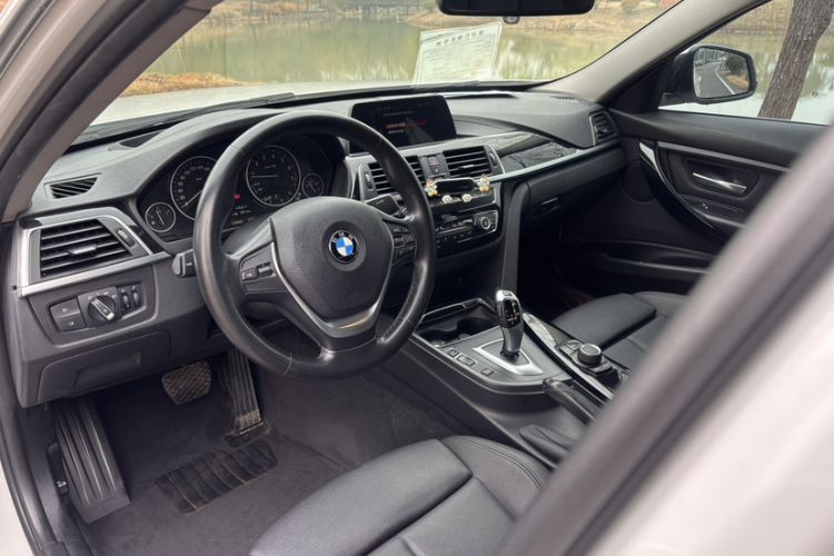 Used BMW 3 Series 2018 320Li Fashion Model Interior 8