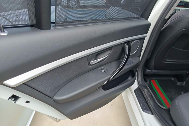 Used BMW 3 Series 2018 320Li Fashion Model Interior 8