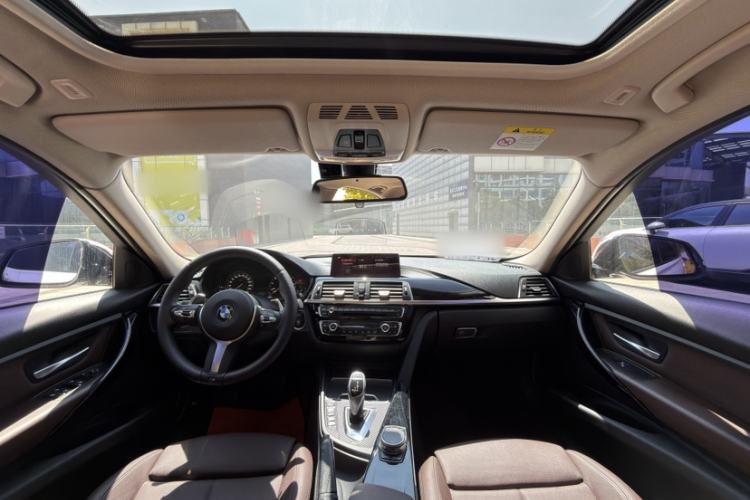 Used BMW 3 Series 2018 320Li Leading Model M Sport Package Interior 8