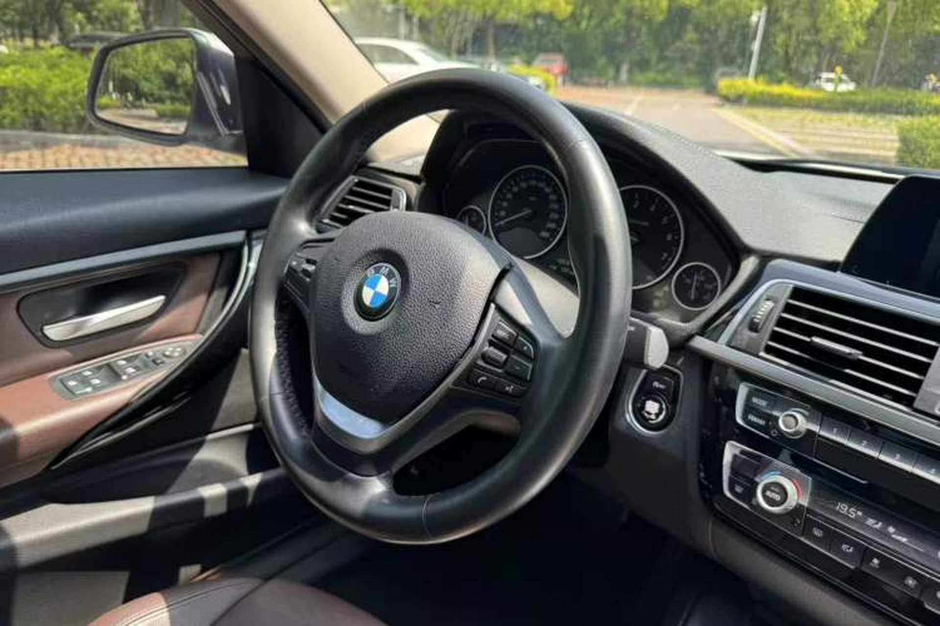 Used BMW 3 Series 2018 320Li Fashion Model Interior 8