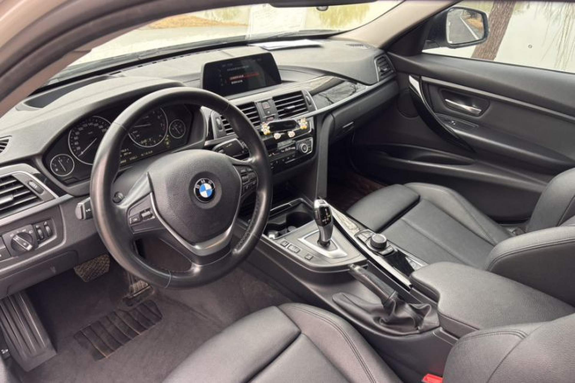 Used BMW 3 Series 2018 320Li Fashion Model Interior 9
