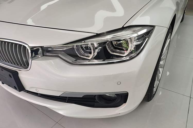 Used BMW 3 Series 2018 320Li Fashion Model Left Front Headlight
