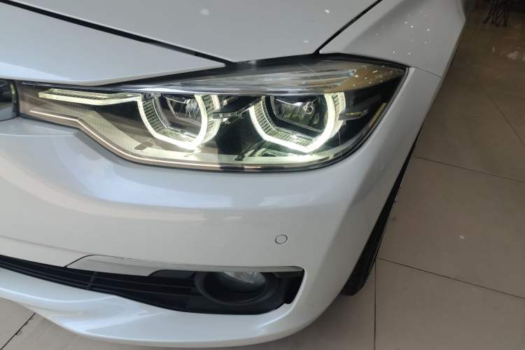 Used BMW 3 Series 2018 320Li Fashion Model Left Front Headlight